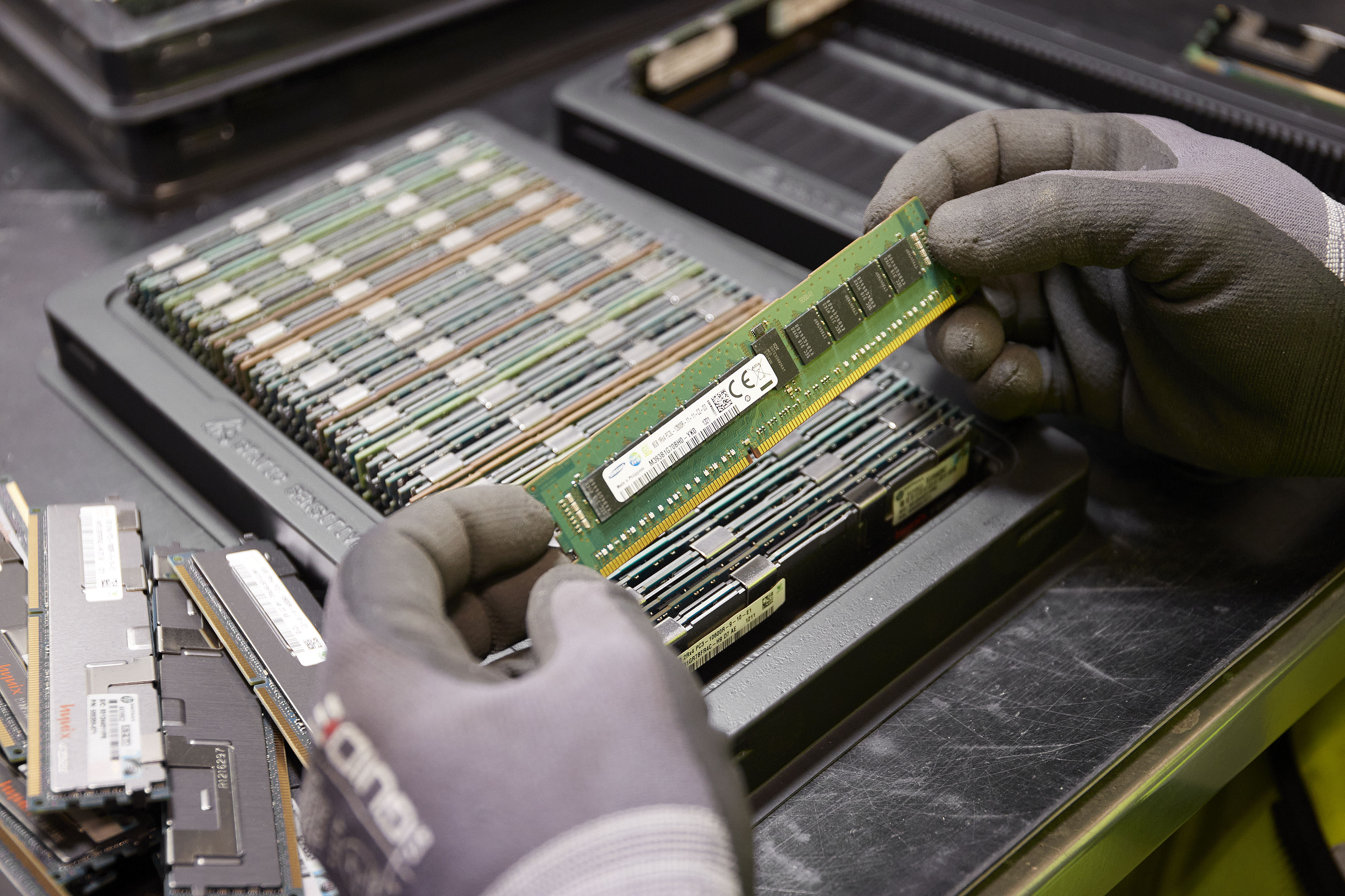 How to improve your electronic waste management