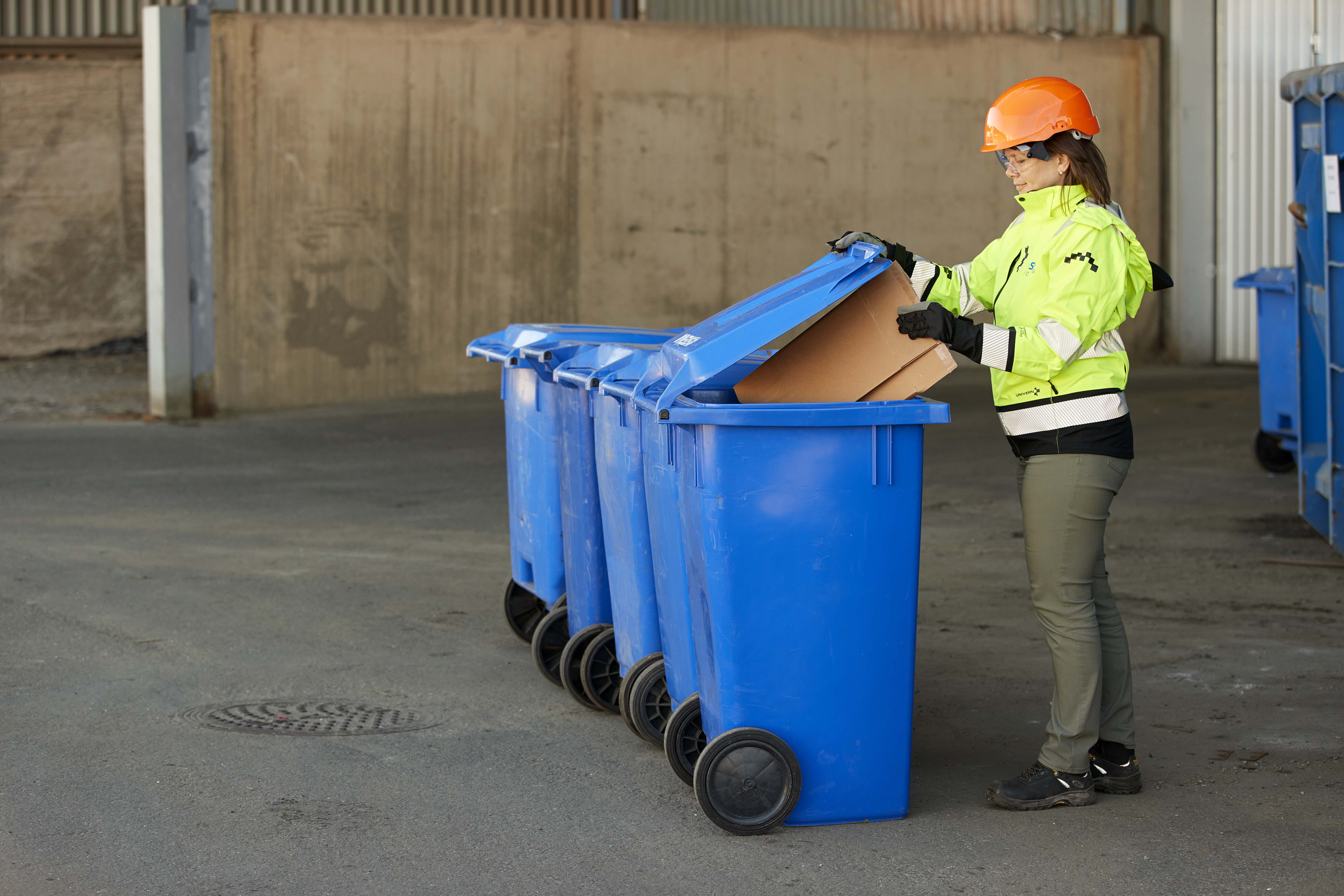 affaldssortering containere