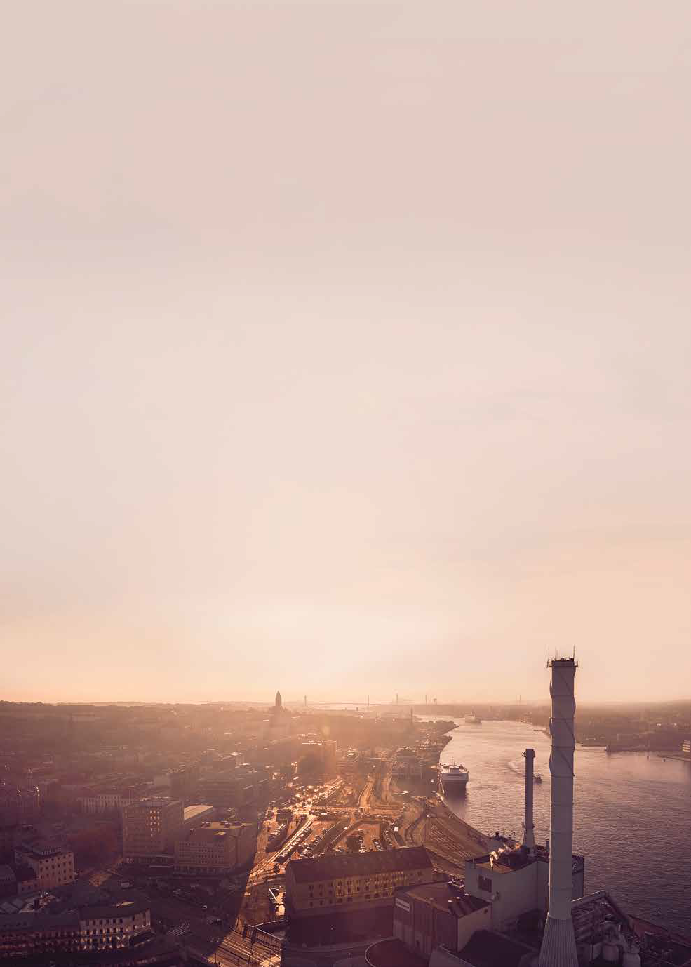 An areal view of Gothenburg at sunset.