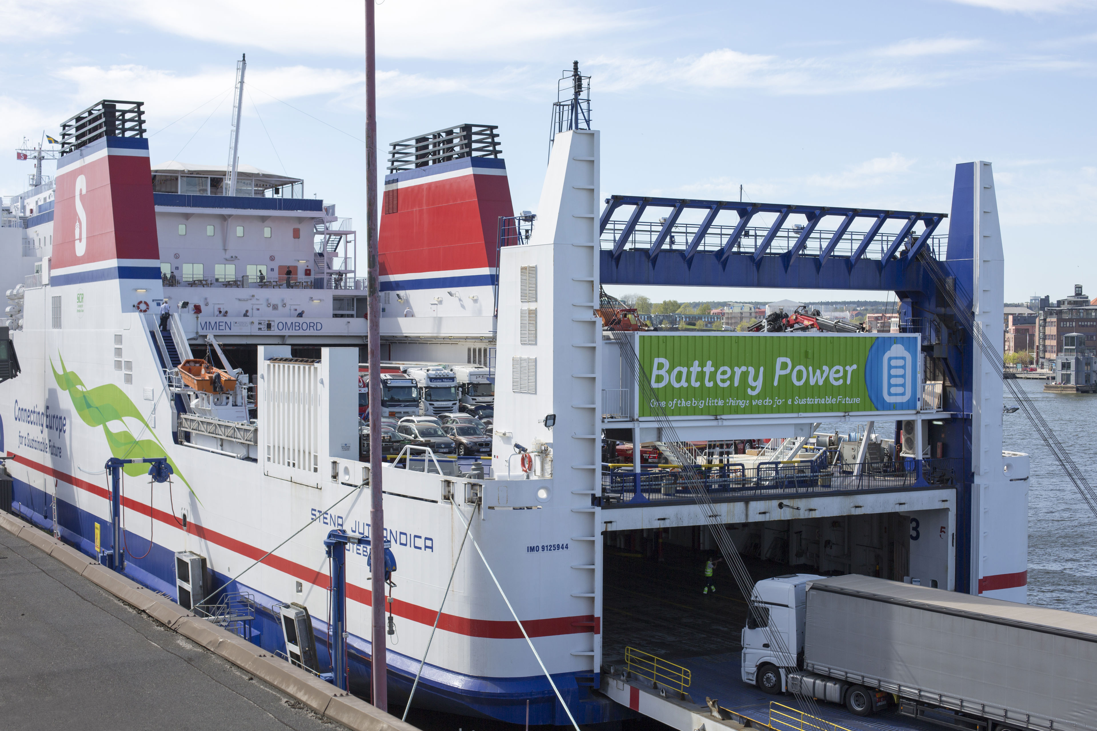 Stromspeicher am Kai – Der nächste Schritt in der Elektrifizierung der Schifffahrt