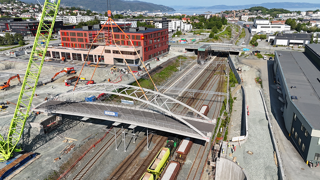 An Aluminium bridge in Trodnheim