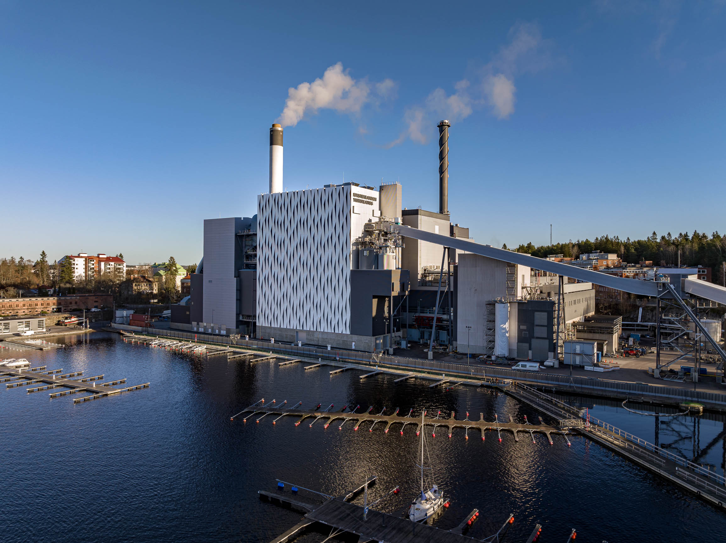 Naistenlahden voimalaitos