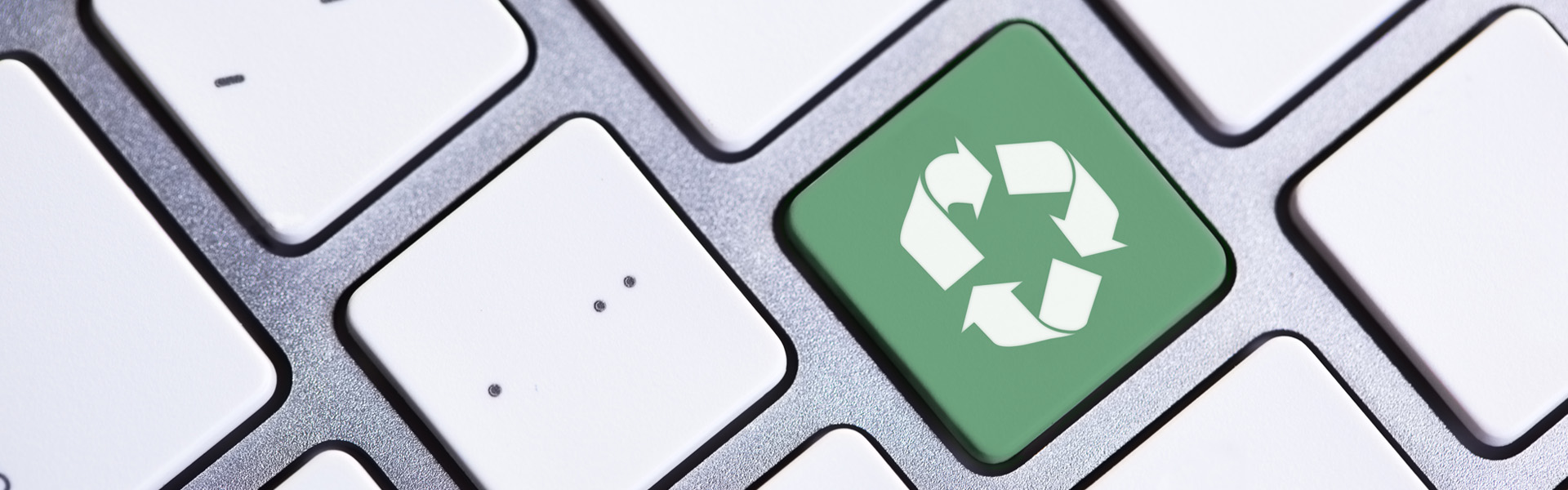 Infografica: riciclaggio della plastica dai RAEE
